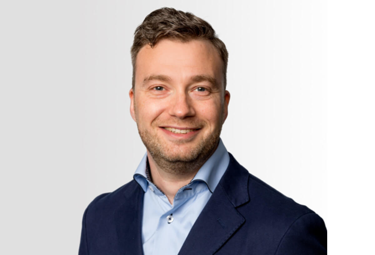 petervandenbos.jpg